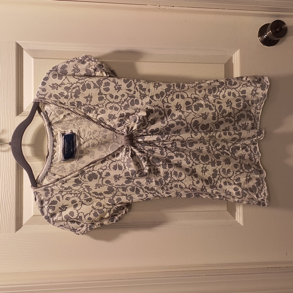 Vintage (circa 2008) American Eagle Cap Sleeve Top